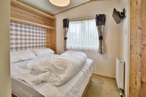 Master bedroom- click for photo gallery